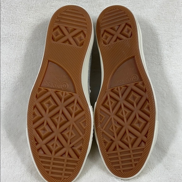 [ CONVERSE ] Silver Leather Shoes Women's Size 8 - Picture 5 of 7